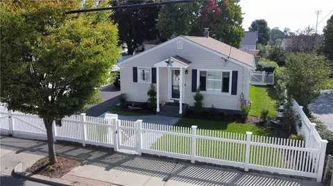 239 Columbus Ave, Pawtucket, RI 02861