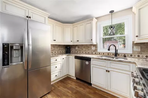 4 Black Walnut Dr, Coventry, RI 02816 photo 9