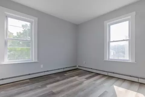 37 Ross St, Woonsocket, RI 02895 photo 31
