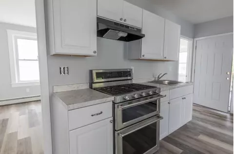 37 Ross St, Woonsocket, RI 02895 photo 28