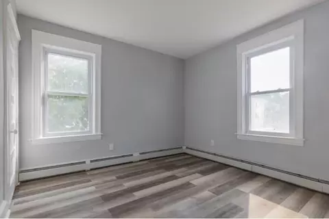 37 Ross St, Woonsocket, RI 02895 photo 21