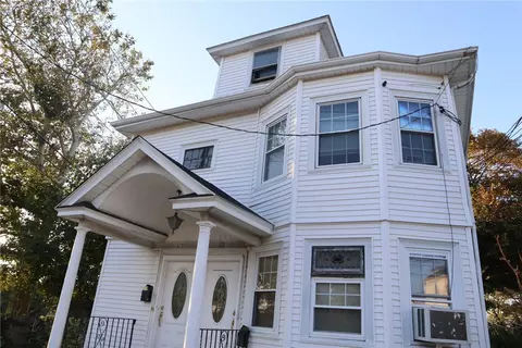 121 Union Ave, Providence, RI 02909