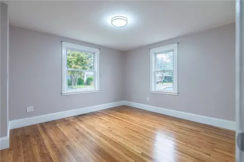 333 Chestnut St, Warwick, RI 02888 photo 13