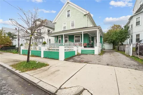 218 Webster Ave, Providence, RI 02909