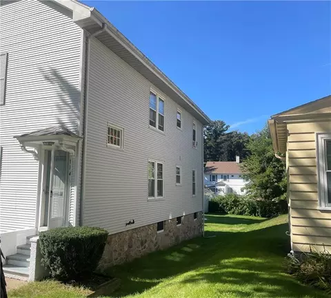 114 Meadow Rd, Woonsocket, RI 02895 photo 25