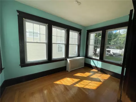 114 Meadow Rd, Woonsocket, RI 02895 photo 5