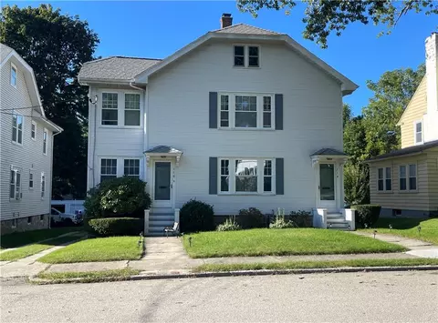 114 Meadow Rd, Woonsocket, RI 02895