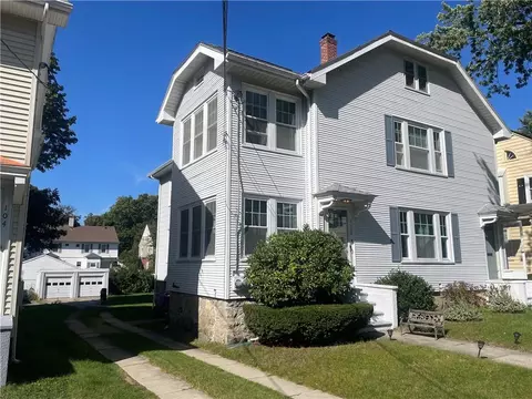 114 Meadow Rd, Woonsocket, RI 02895 photo 2