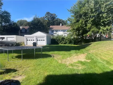 114 Meadow Rd, Woonsocket, RI 02895 photo 29