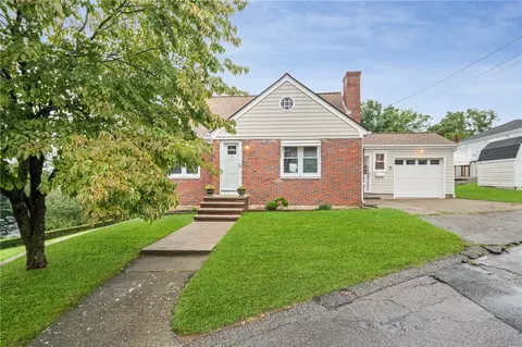 7 Mott St, Providence, RI 02909