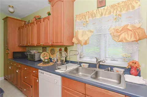 200 Summer St, Woonsocket, RI 02895 photo 7