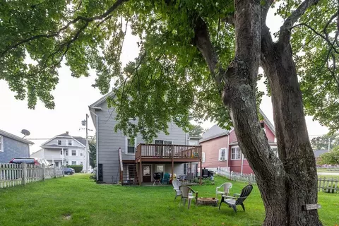 206 Knight St, Woonsocket, RI 02895 photo 5