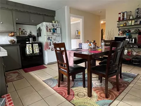 206 Knight St, Woonsocket, RI 02895 photo 9