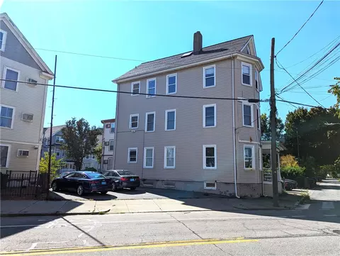 58 Douglas Ave, Providence, RI 02908