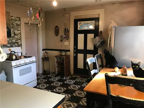 103 Fourth Ave, Woonsocket, RI 02895 photo 8