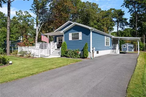 2 Cheryl Ln, Coventry, RI 02816 photo 2