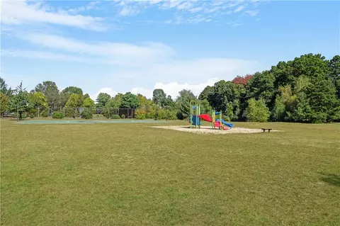 2 Cheryl Ln, Coventry, RI 02816 photo 34