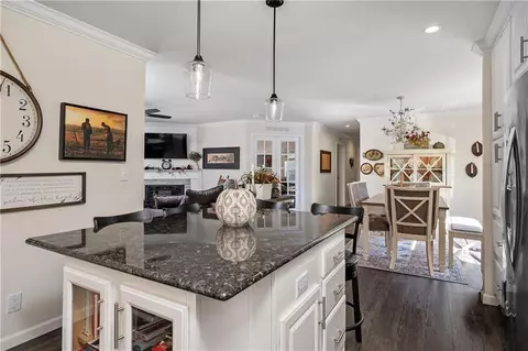 2 Cheryl Ln, Coventry, RI 02816 photo 6