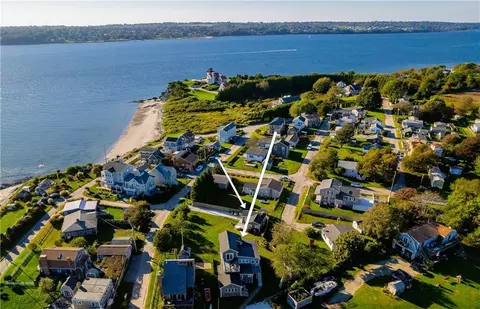 24 Lenny St, Tiverton, RI 02878