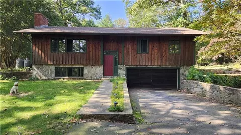 75 Pine Hill Ave, Johnston, RI 02919