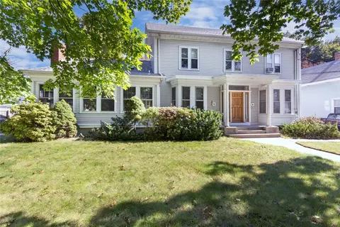 701 High St, Cumberland, RI 02864