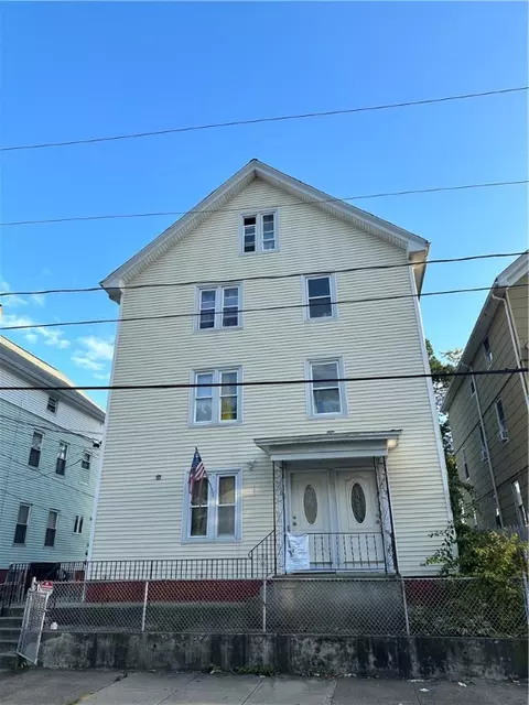60 Anthony Ave, Pawtucket, RI 02860