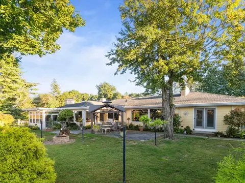 11 Dees Cir, Warwick, RI 02889 photo 32