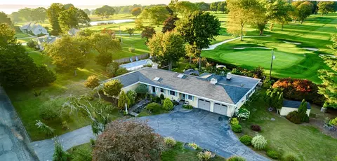 11 Dees Cir, Warwick, RI 02889 photo 3