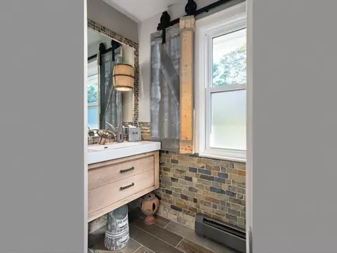 11 Dees Cir, Warwick, RI 02889 photo 28