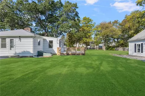 1105 Main Ave, Warwick, RI 02886 photo 35