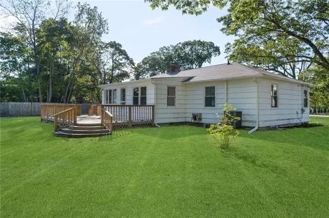 1105 Main Ave, Warwick, RI 02886 photo 24
