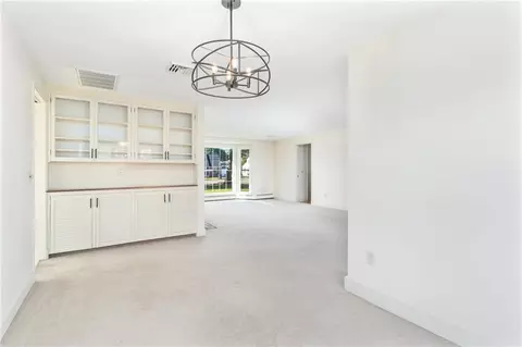 1105 Main Ave, Warwick, RI 02886 photo 19