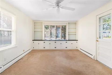 1105 Main Ave, Warwick, RI 02886 photo 10