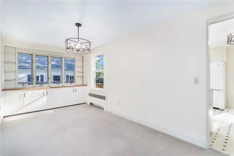 1105 Main Ave, Warwick, RI 02886 photo 16