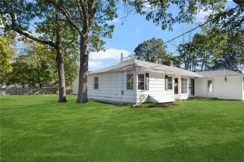1105 Main Ave, Warwick, RI 02886 photo 30