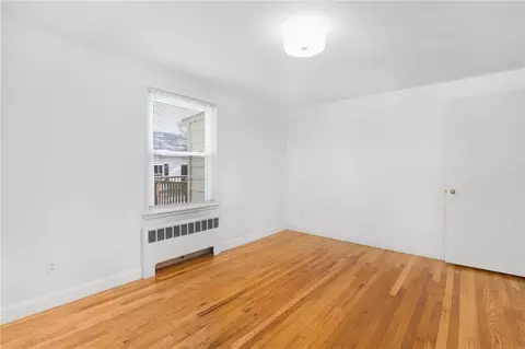 1105 Main Ave, Warwick, RI 02886 photo 9