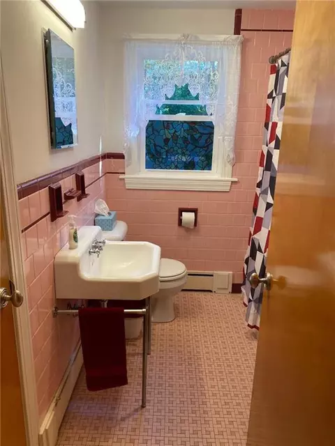 76 Arnold Rd, Coventry, RI 02816 photo 16