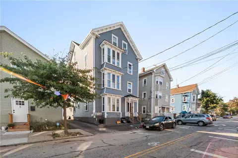 92 Bowdoin St, Providence, RI 02909