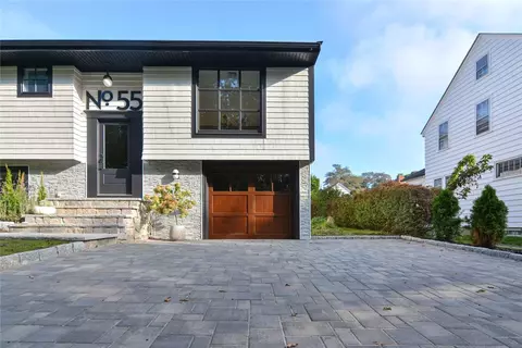55 Harrison Ave, Newport, RI 02840