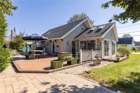 55 Uzzi Ave, Westerly, RI 02891 photo 2