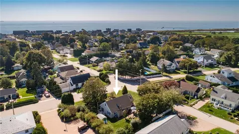 55 Uzzi Ave, Westerly, RI 02891 photo 3