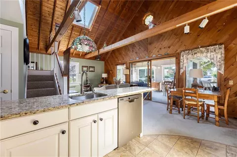 55 Uzzi Ave, Westerly, RI 02891 photo 5