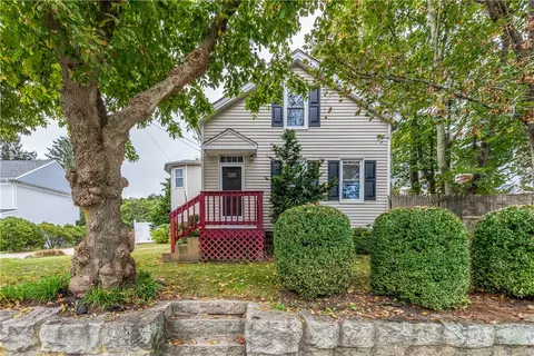 108 High St, South Kingstown, RI 02879