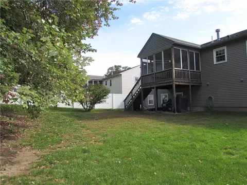 150 Capwell Ave, Woonsocket, RI 02895 photo 18