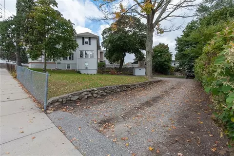 287 Elm St, Woonsocket, RI 02895 photo 49