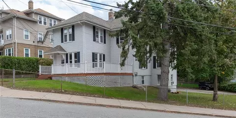 287 Elm St, Woonsocket, RI 02895