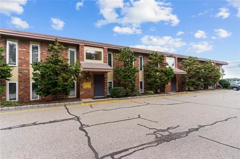3940 Post Rd #14, Warwick, RI 02886 photo 14