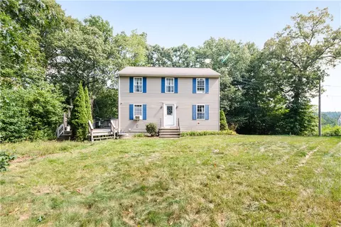 41 Hope Furnace Rd, Hope, RI 02831