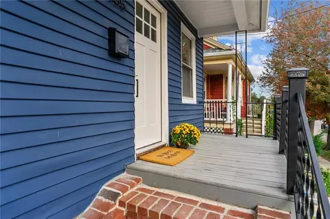 165 Bartlett Ave, Cranston, RI 02905