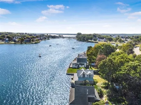 55 East Blvd, Wareham, MA 02571 photo 2